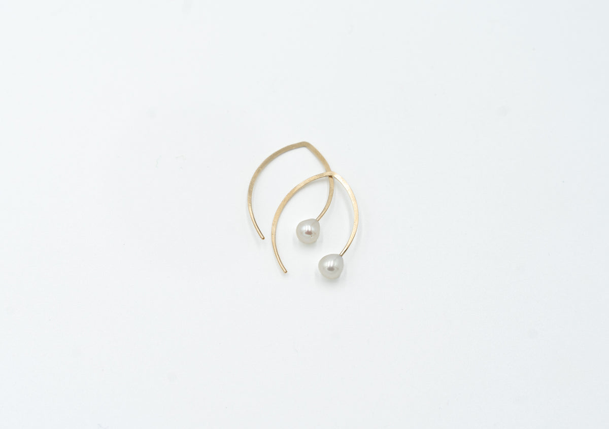 Pearl Pendulums
